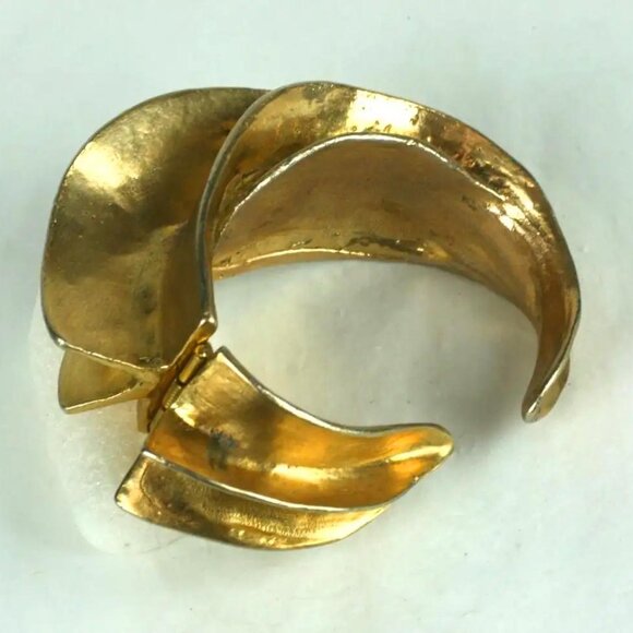 **RARE** KJL KENNETH J. LANE SATIN GOLD SCULPTURAL BRUTILIST CLAMPER BRACELET DR - Picture 3 of 6